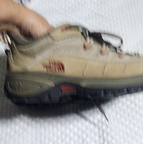 THE NORTH FACE EUC WOMEN'S SIZE 9 SUEDE HIKING SHOES - Picture 7 of 12